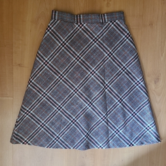 Vintage 70s Plaid Wool Blend Academia A-line Skirt - Picture 2 of 8